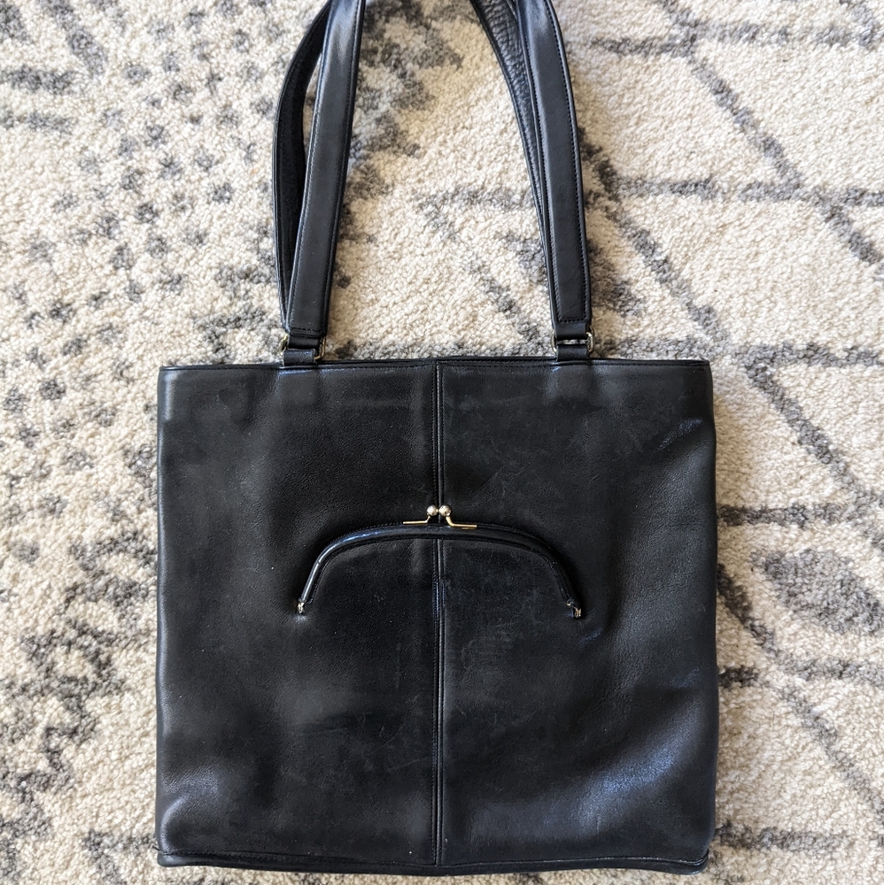 Vintage Coach NYC Skinny Tote №9546 with Kisslock in Black